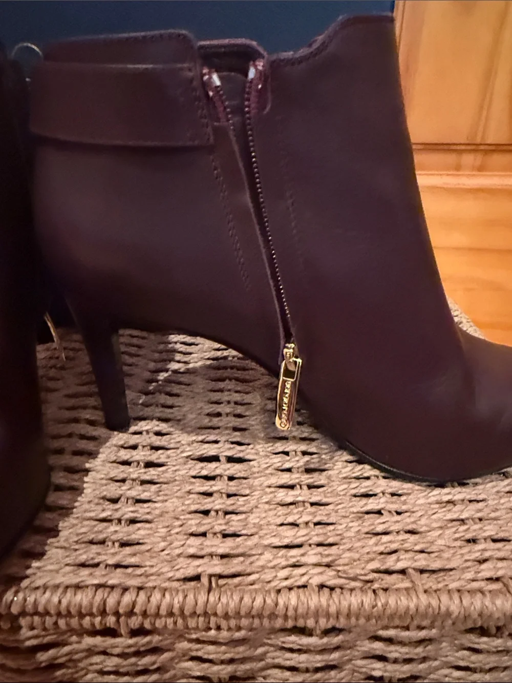 Sergio Rossi Wine Leather Pointed Toe Ankle Booties with Side Zip
